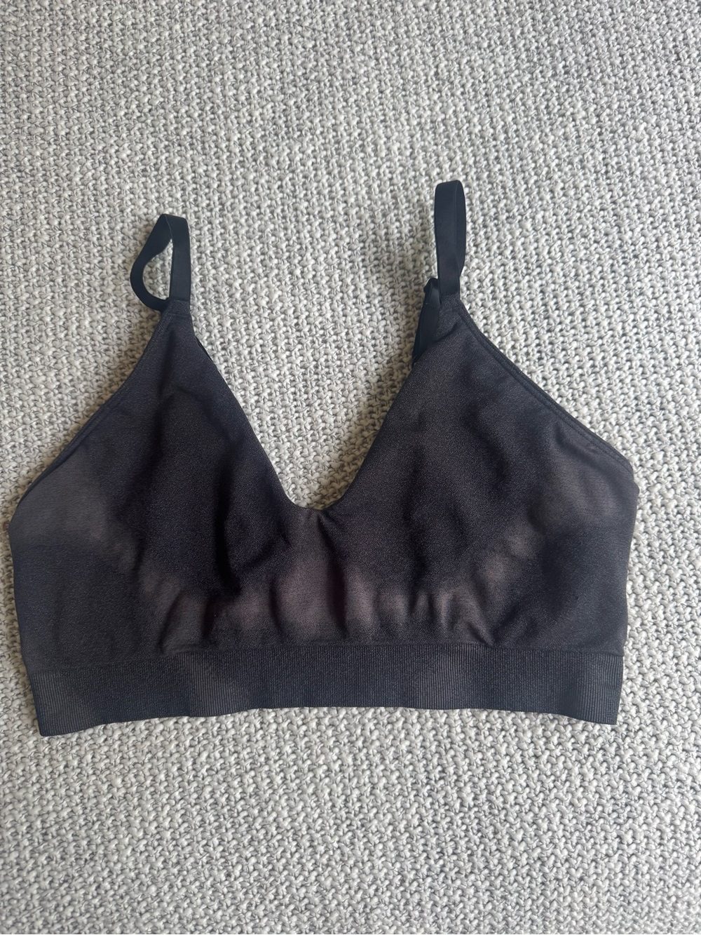Gymshark Black Seamless V-Neck Sports Bralette